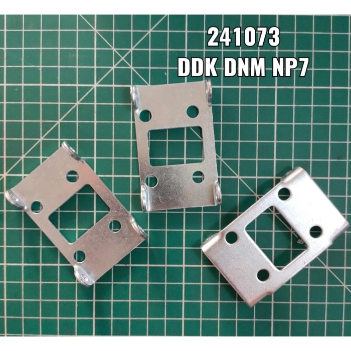 

241073 Dudukan Dinamo Mesin Jahit Karung NP7A / NP-7A