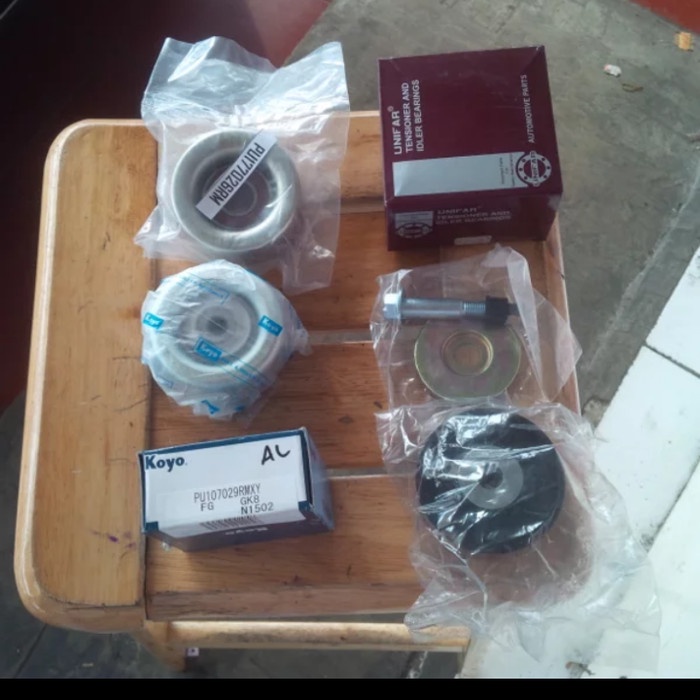 [Original] Pulley Fanbelt Innova Bensin 1 Set Diskon