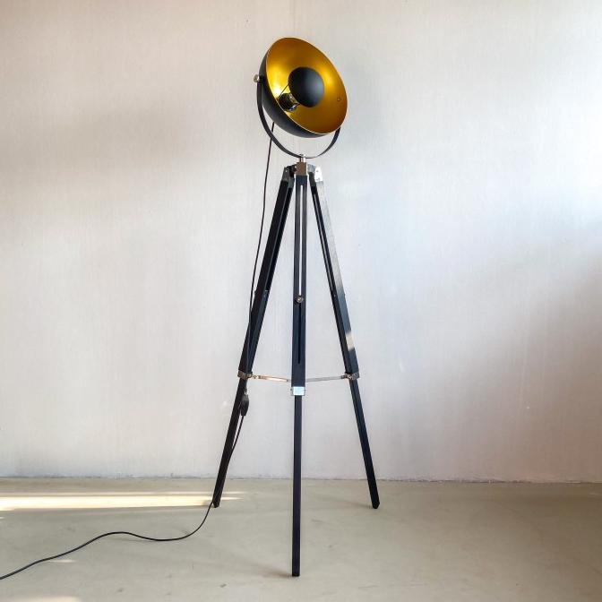 Fortra Industrial Tripod Floor Lamp Pengiriman Cepat