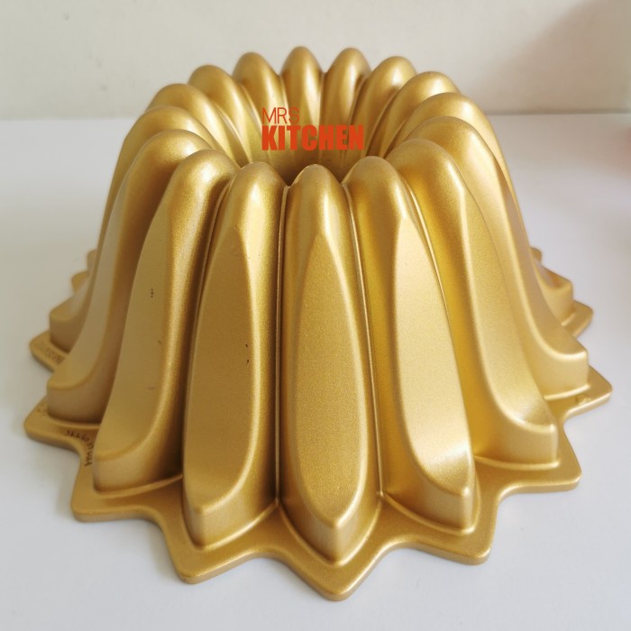 

[Baru] Loyang Nordic Ware Nordicware Lotus Bundt Pan Gold 5 Cups Original Terbatas