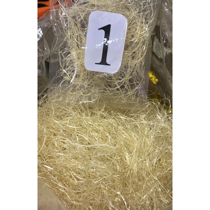 

Hisit He Sit / Sirip Ikan Hiu Kering No.1 SUPER QUALITY - 50 Gram