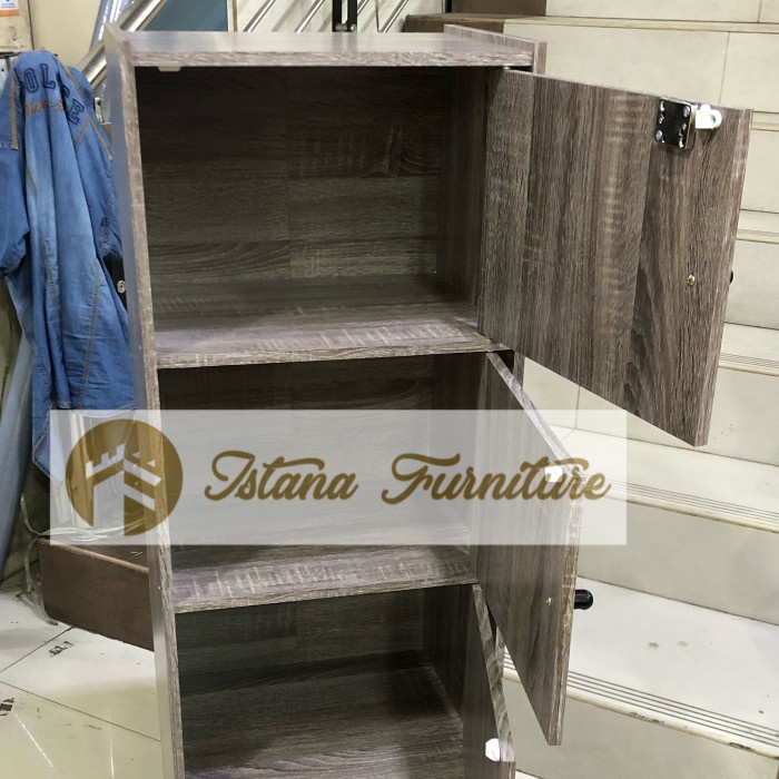 

LEMARI RAK BUKU SERBAGUNA LOKER DOKUMEN KANTOR KAYU 3 SUSUN KUNCI JNE