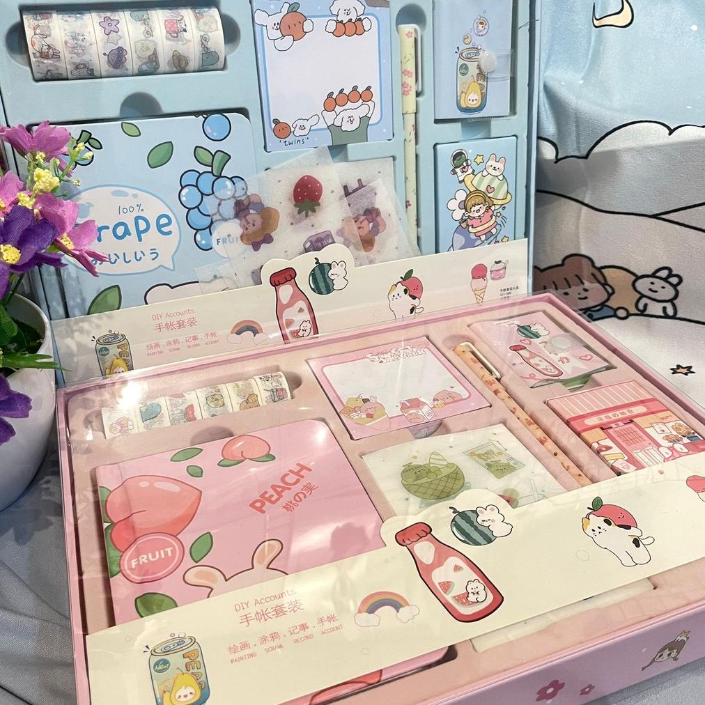 

Big Sale Paket Jurnal Alat Tulis 7 in 1 - PASTEL BLUE PINK - hampers hadiah sovenir gift set diary diari journal isi set alat tulis buku memo notes notepad solatip label pen stiker lucu unik alat tulis hadiah sovenir kado kerja sekolah kantor Murah