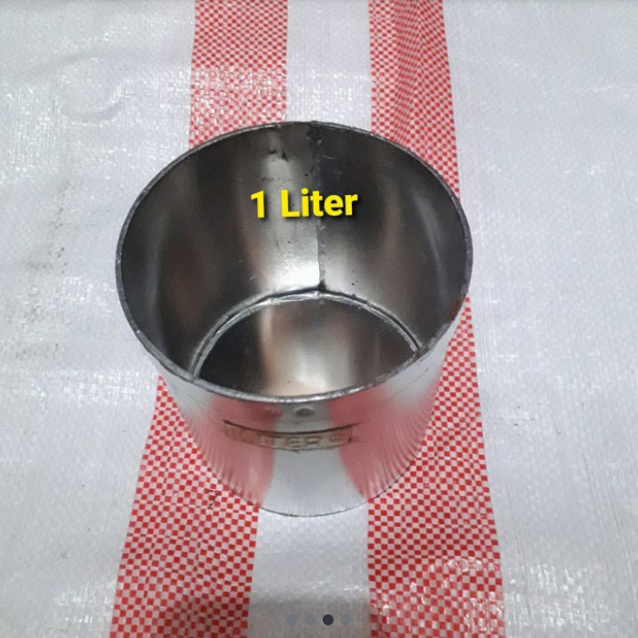 

1Set Literan /Takaran 1Liter&1/2Literfree Kayu Perata