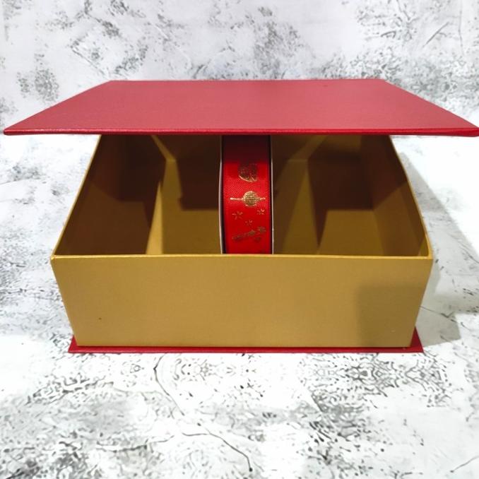 

TERBARU BOX HARD BOX MERAH / IMLEK / CNY / SINCIA UKURAN 22X 22X8CM - DASI !!!!!