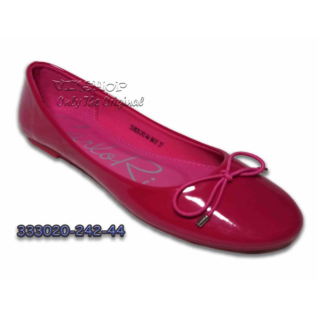 Women Flat Shoes. CARLO RINO ROUND TOE FLATS. ORIGINAL 333020.242