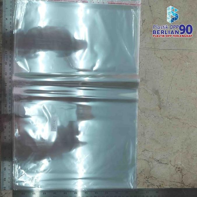 

Best - 30X45 CM PLASTIK OPP (SEAL/LEM) TEBAL 20 MIC ASLI / PLASTIK KEMASAN GARMENT / Plastik BAJU / Plastik CELANA .,