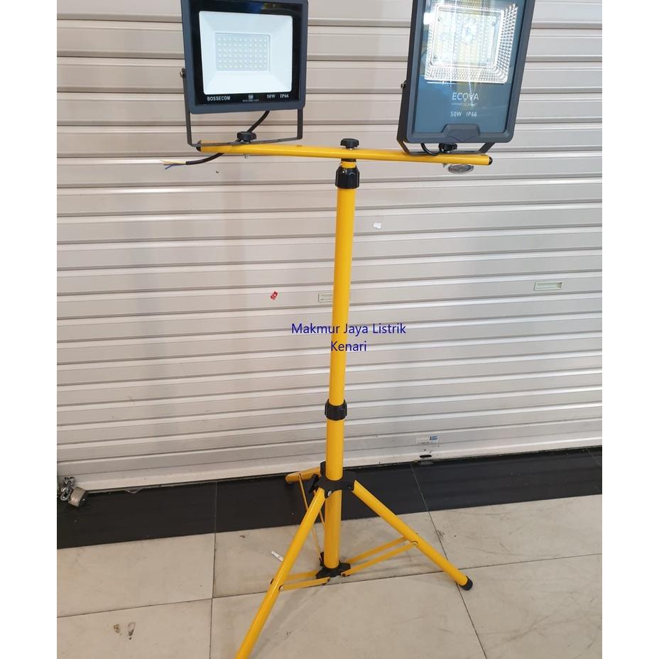 Tri Lampu Sorot Led Tiang Lampu Dudukan Floodlight Lampu Sorot