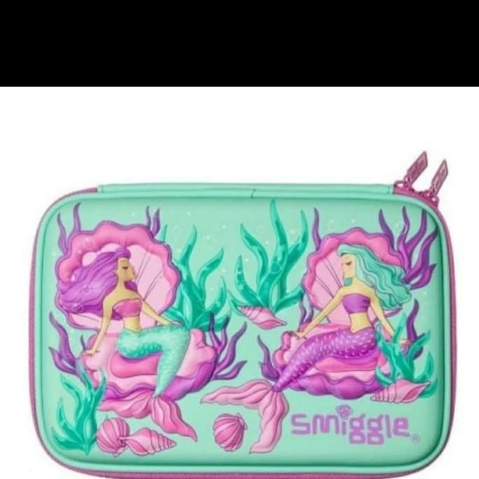 

Smiggle Pencil Case Hardtop Beyond Mint