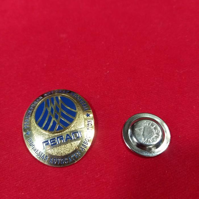 Pin Peradi Baru//Pin Peradi Oval