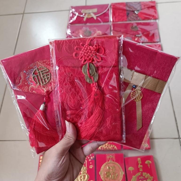 

New Stok Nx - Angpao Dompet Kain // Angpao Kain // Angpao Untuk Anak/Orang Tua/Keluarga Terlaris
