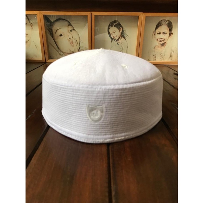 Songkok Kopiah Malaysia Super Warna Putih Polos Ukuran Standar