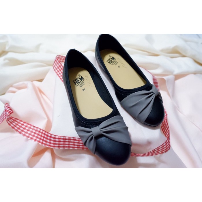 Sepatu Flat Shoes Wanita Hem - 5138