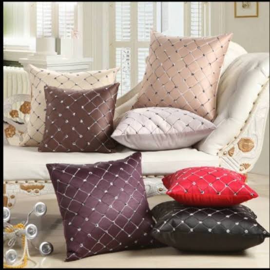 Sarung Bantal Sofa Mewah