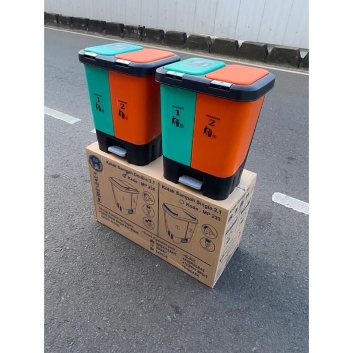 Tempat Sampah Injak 2 Wadah 20Liter / Tempat Sampah