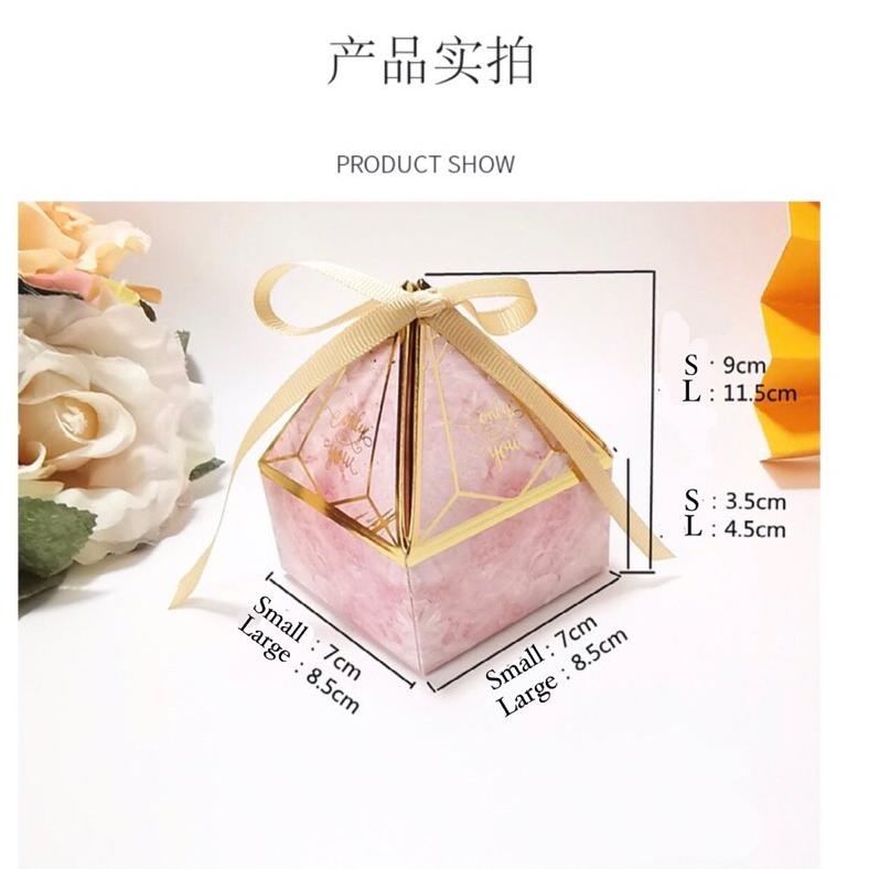 

TRY Candy / Souvenir / Mingle Box / Kotak Permen Diamond Pyramid Wedding Cciyl.Wear TERLARIS