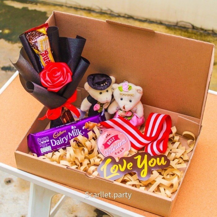 

SIAP KIRIM HAMPERS VALENTINE KADO UNTUK PACAR BOX OF LOVE KADO ANNIVERSARRY KADO madalinsecollect