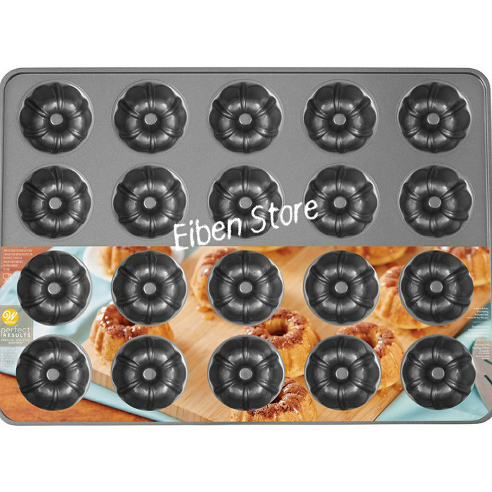 

[New Ori] Wilton Mega 20 Cav Mini Fluted Pan Diskon