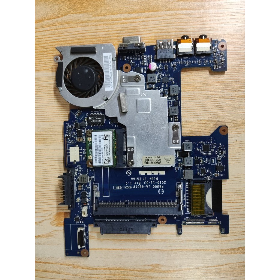 Motherboard Mobo Mainboard Laptop TOSHIBA NB520