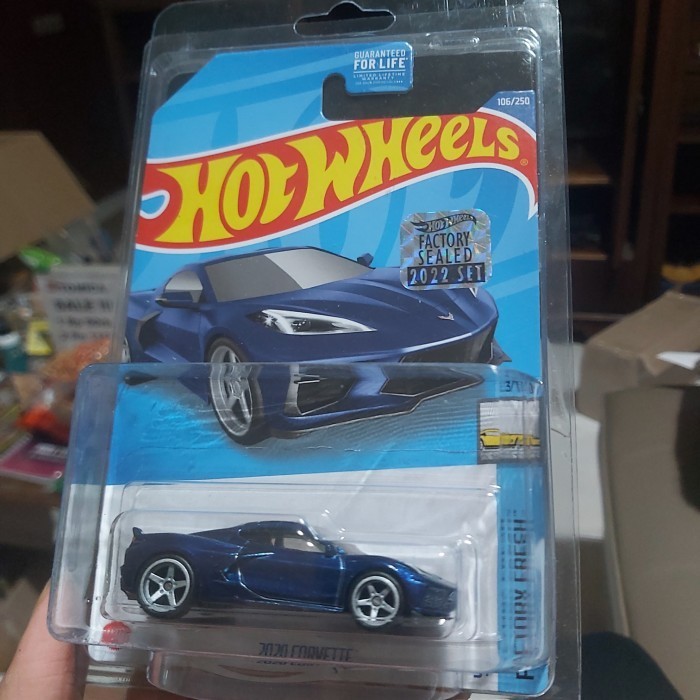[Original] Hot Wheels 2020 Corvette Super Treasure Hunt 2022 Factory Sealed Terbaru