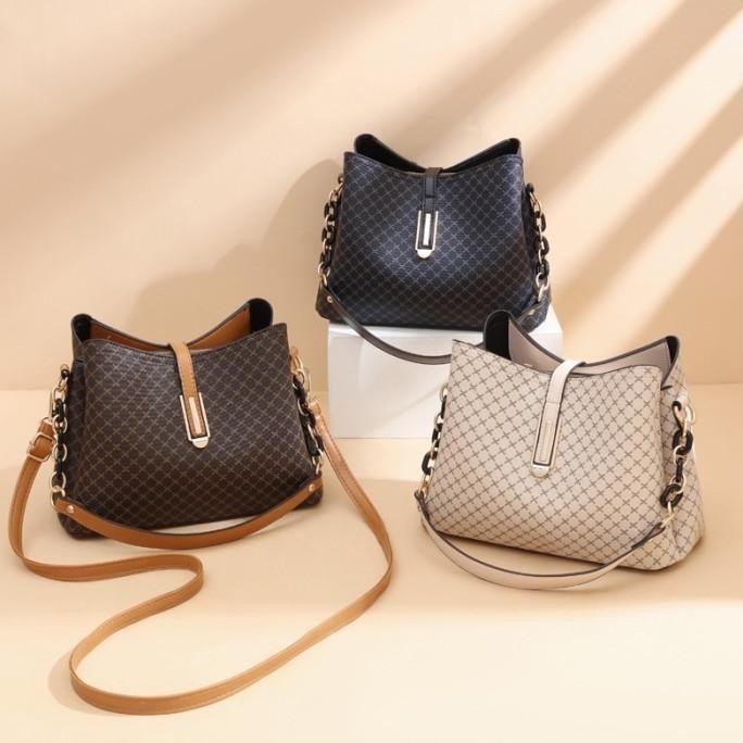 Tas Wanita Import Terbaru 026 Selempang Branded Kekinian Kondangan Ibu