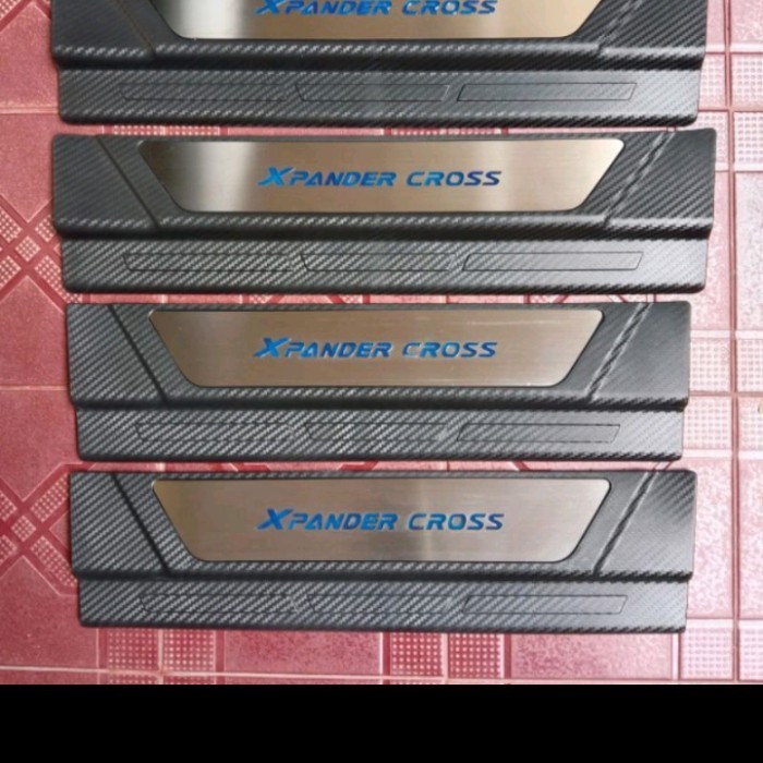 [Original] Door Sillplate Xpander Cross Lampu Terbatas