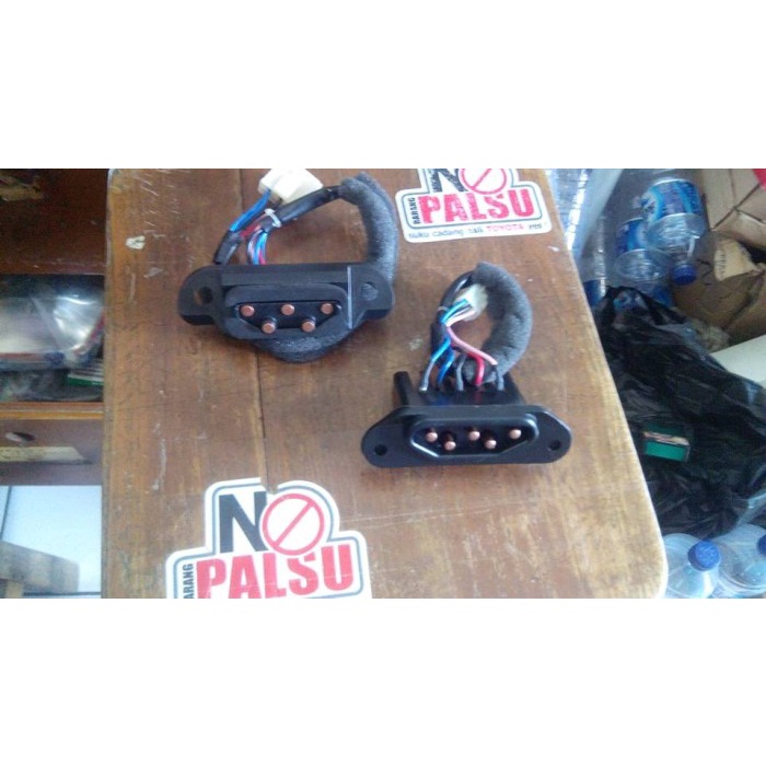 ✅Ori Switch Pintu Tengah Daihatsu Granmax/Luxio Original. Limited