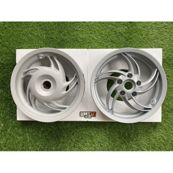 Velg Fly Piaggio Silver Anodized Ring 12 Untuk Vespa Matic