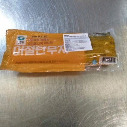 

Chongga Cut Danmuji 350 Gr - Irisan Acar Lobak