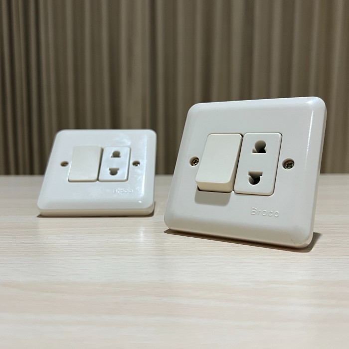Saklar Lampu 1 Tombol Stop Kontak 1 Lubang Inbow Broco 525361 Best