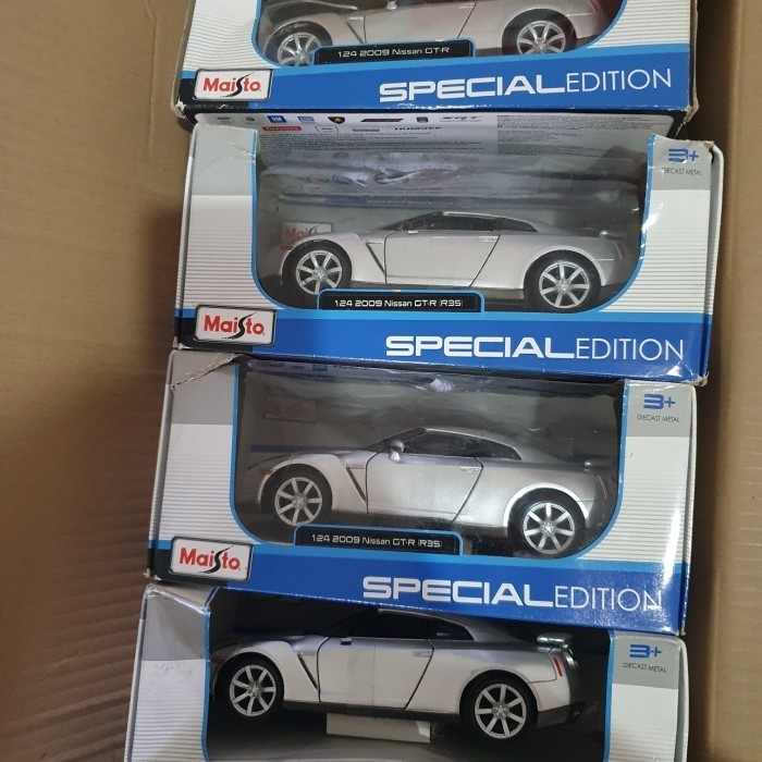 Diskon Spesial Dus Jelek/Loose Maisto 1/24 2009 Nissan Gt-R Gtr R35 Silver Diecast Terbaru