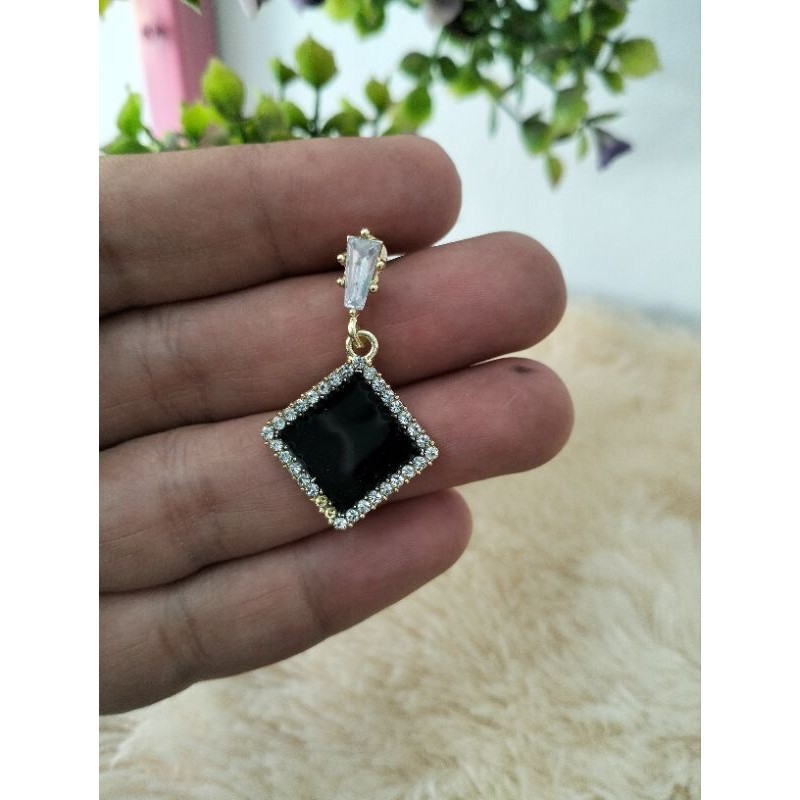 Anting Stainless steel Model Kotak Hitam