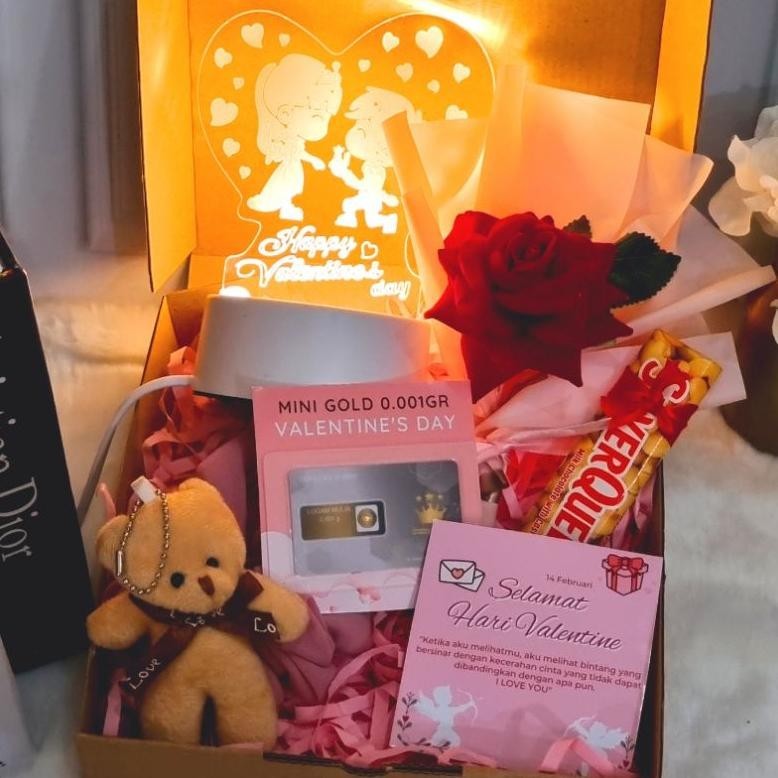 

Termurah Hampers Valentine / Kado Valentine / Hadiah Cewek Sale