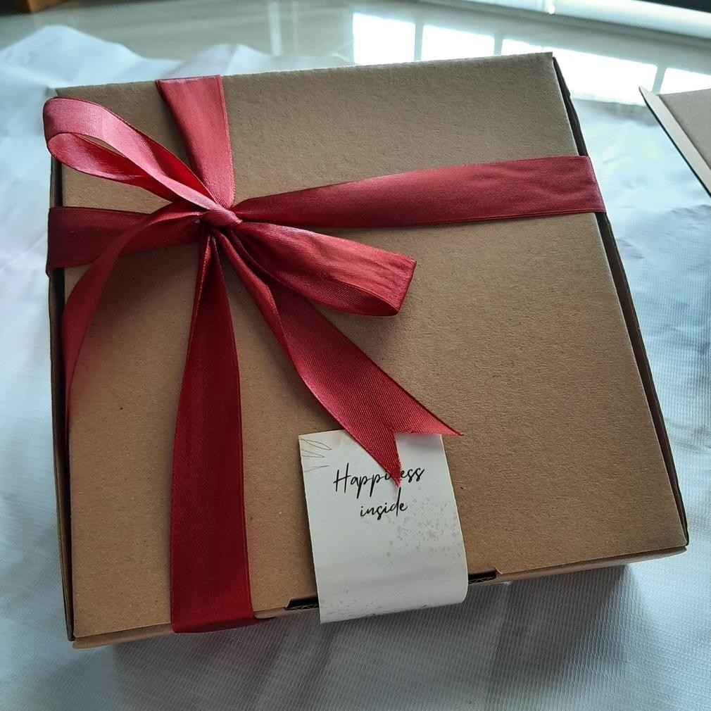 

Termurah Kado Wisuda Ulang Tahun Anniversary Gift Box Cewek Teddy Bear Buket Coklat Promo