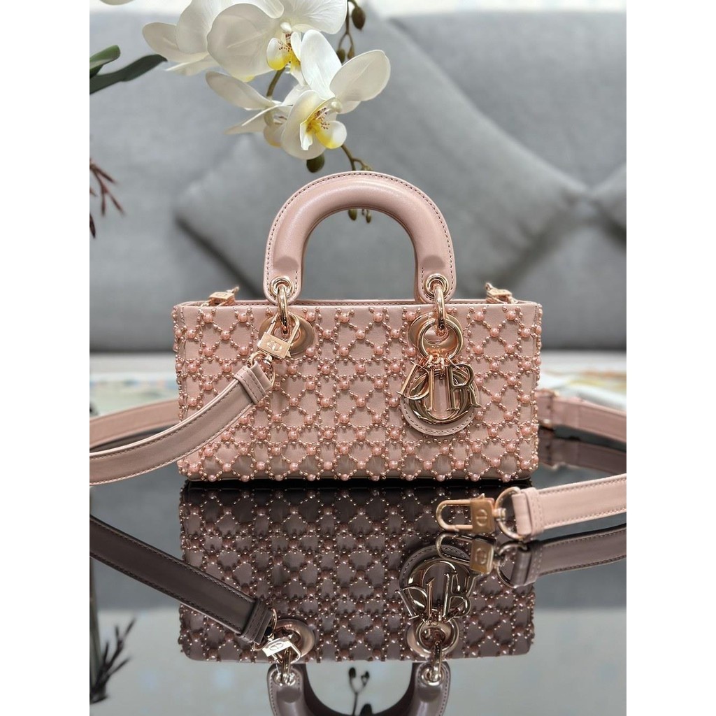 Dior lady D-joy bead-detailed Diana handbag socianite influencer party handbag
