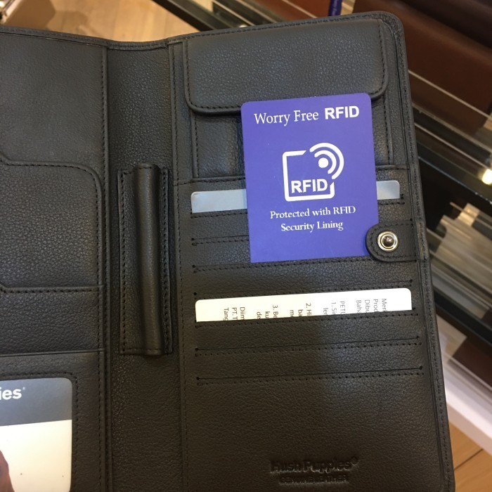 Dompet Panjang Pria Hush Puppies Original - Kulit & RFID Protection