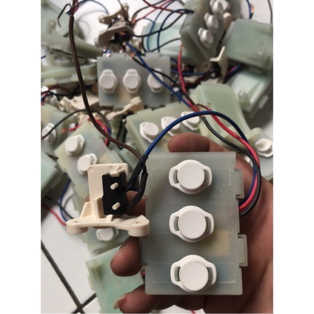 Buruan Switch On Off Saklar On Off Blender Cosmos Blenz Cb 802 Trendi