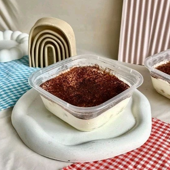 

Dessert Box Cheesekrekz Tiramisu Makanan Manis - Sweetdelishbakes