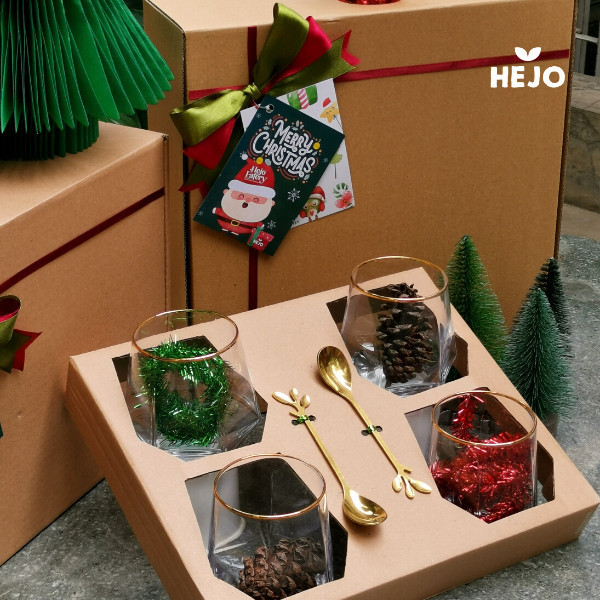 

Ready Hampers Set Gelas Kaca dan Sendok Gold Premium Gift Box Parcel