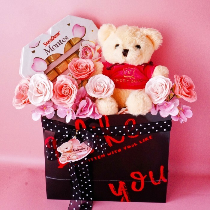 

Ready valentine hampers kado valentine premium bunga valentine gift kado