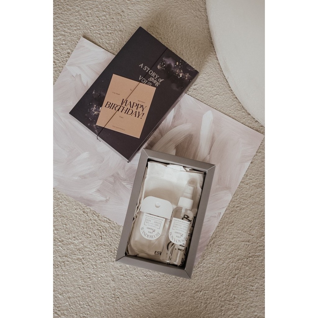 

Ready MOON- Thegifthings birthday gift /farewell hampers / wedding souvenir