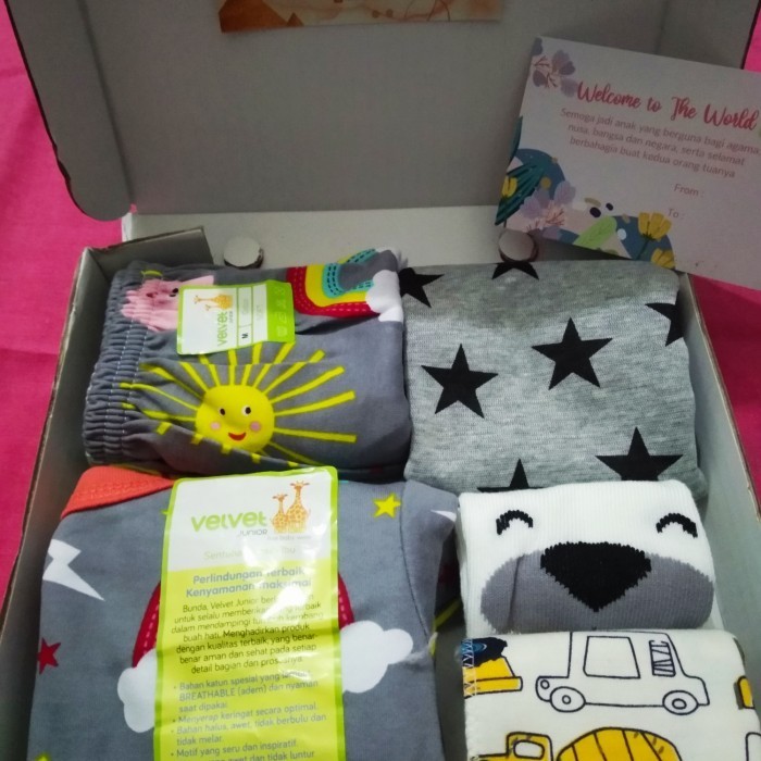 

Ready hampers baby boy 0-6 bulan