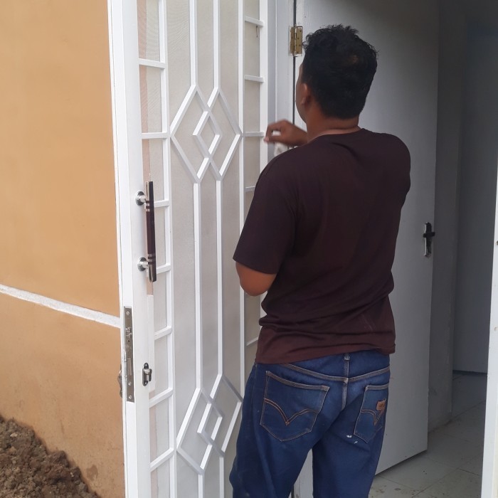 Terlaris pintu teralis kasa nyamuk minimalis
