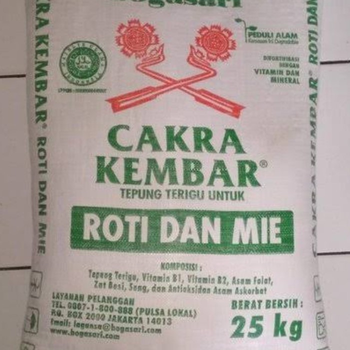 

Bettifer Terigu Cakra 25 Kg Gosend Grabsend Only