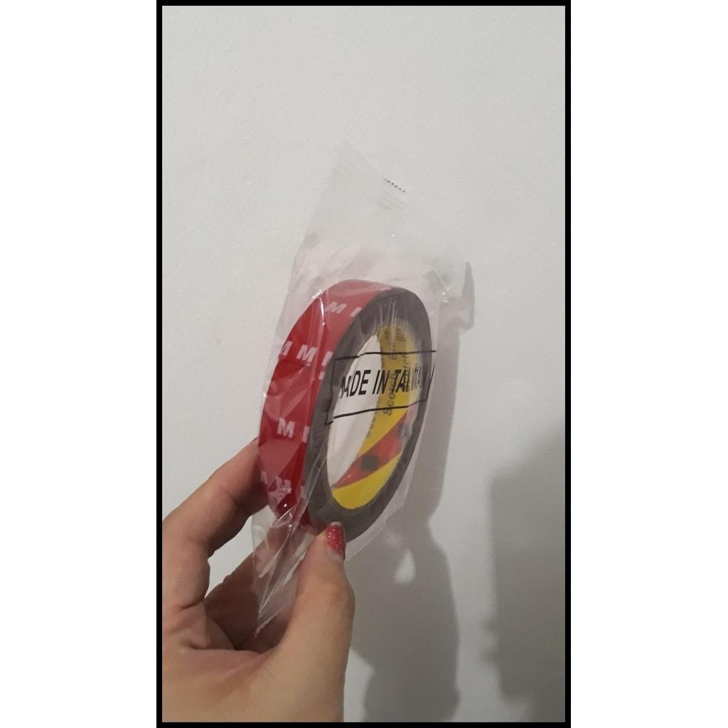 

DISKON DOUBLE TAPE 3M 2CM !!!!!