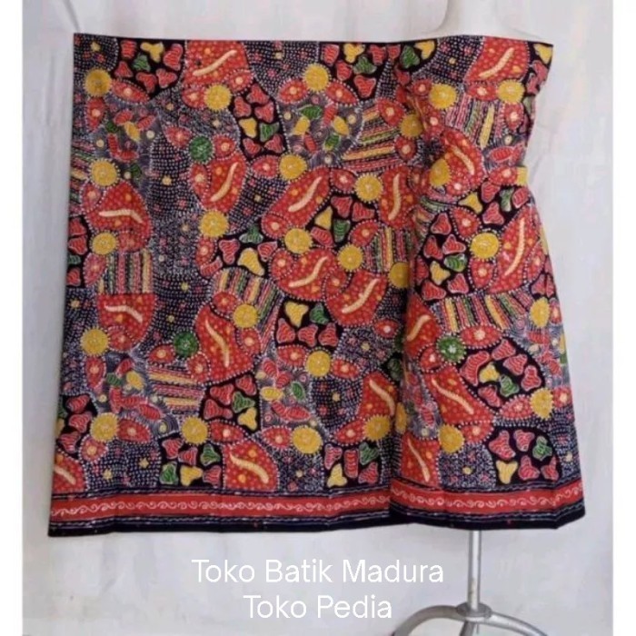 Naenggo Kain Batik Motif Ikan Batik Tulis Madura 02