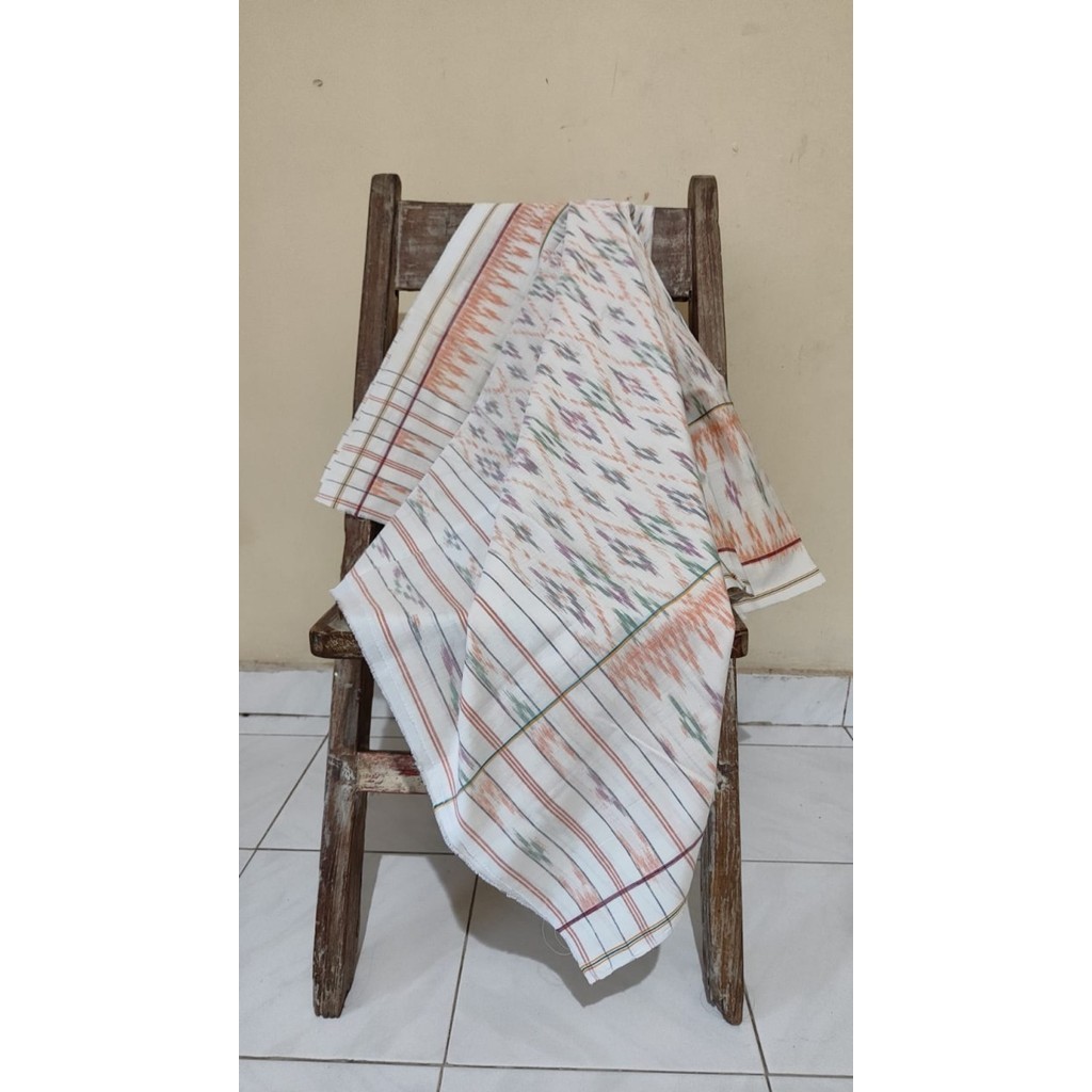 Naenggo Kain Tenun Cepuk Asli Nusa Penida - Bali