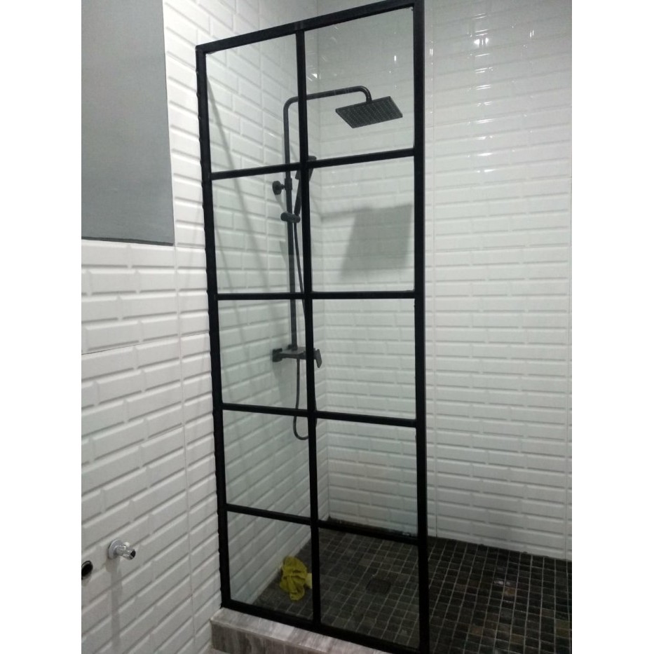 Pembatas Kaca Kamar Mandi (95*200)-Kaca Tempered 10 Mm