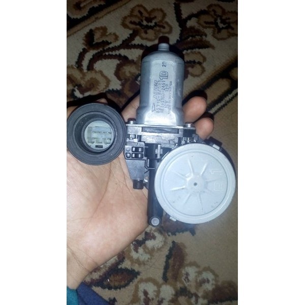Motor Dinamo Power Window Inova Original Posisi Kanan Depan