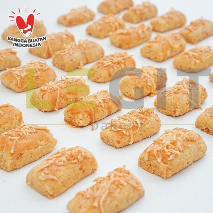 

Kaastengel Keju Edam Wijsman Premium ( Kue Kering Lebaran )